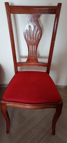 Mueble salón y mesa comedor con sillas