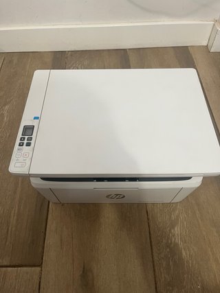 Impresora HP LaserJet Pro MFP M28w con atasco