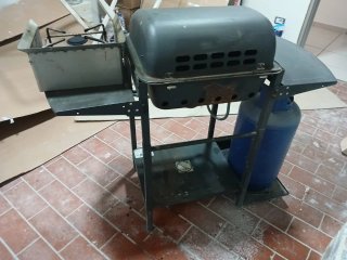 Barbecue Grillino Usato con Bombola Blu