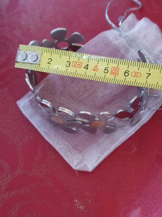 Pulsera Acero y Oro 18k Flores