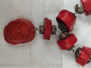 Collar y pendientes vintage coral y plata