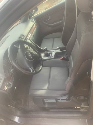 Audi A4 2.5 180cv quattro (averiado leer bien)