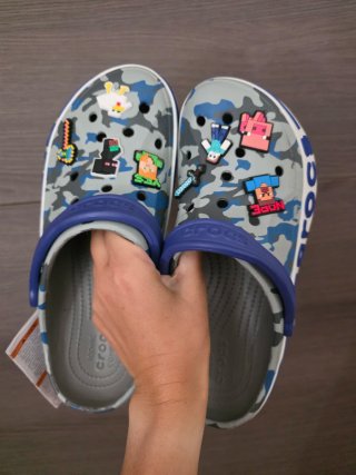Crocs Talla 39-40 (25 cm) Camuflaje Minecraft