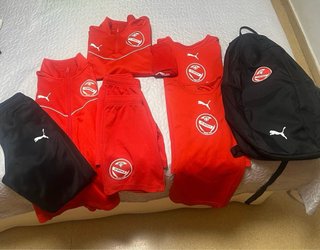 Pack Ropa Deportiva Puma CF Bufala niño 7-8 años