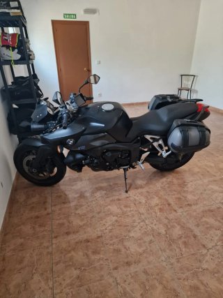 BMW K1200R Negra