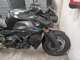 BMW K1200R Negra