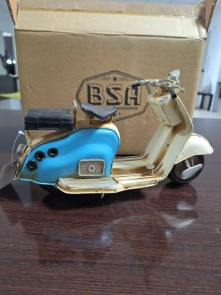 Miniatura metallica Moto Vespa/Lambretta Vintage