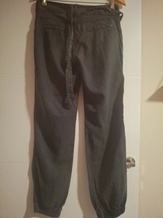 Pantalones grises de mujer