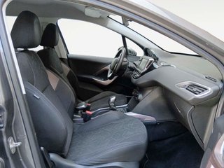 Peugeot 2008 BlueHDi 100 Style 73 kW (100 CV)