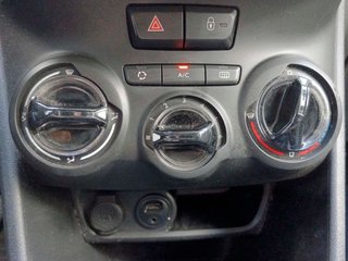 Peugeot 2008 BlueHDi 100 Style 73 kW (100 CV)