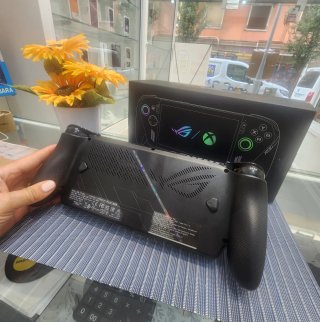 ASUS ROG Ally X 1TB/24GB RAM Nero
