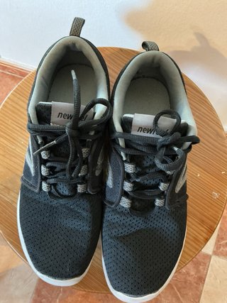 Zapatillas deportivas New Balance negras talla 37