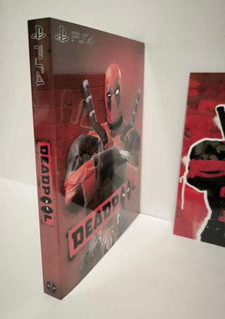 Funda Deadpool PS4 Plastificada