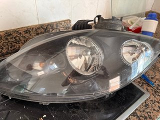 Faro Seat León
