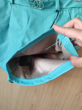 Shorts polipiel cinturón talla L Nuevo