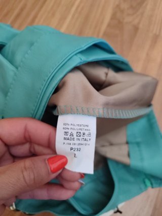 Shorts polipiel cinturón talla L Nuevo