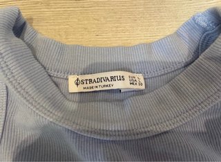 Camiseta tirantes azul ajustada
