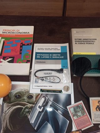 Lotto libri, carte pokemon e magic, biglie, ram
