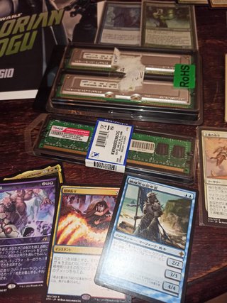 Lotto libri, carte pokemon e magic, biglie, ram