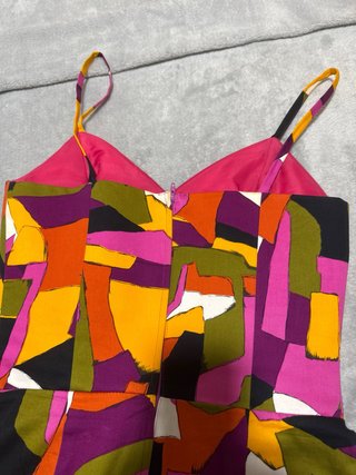 Traje de chaqueta y vestido estampado