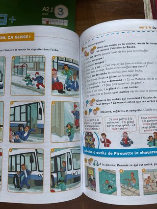 ZigZag + 3 A2.1 Méthode de français 2 libros