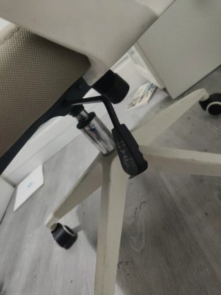 Silla escritorio seminueva y muy cómoda, adaptable