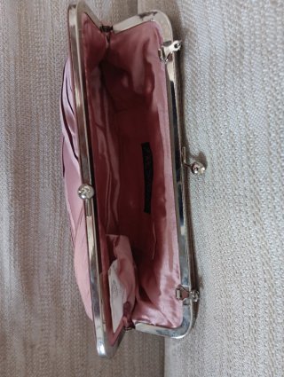 Bolso de fiesta rosa satinado