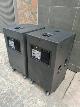 Subgraves Das Vantec 218a + Fundas + Soportes