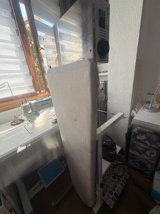 Mesa de planchar Cornel