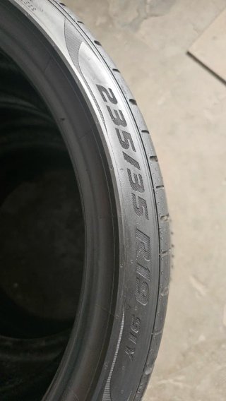 Neumáticos 235 35 19 Pirelli