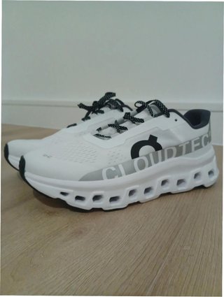 Zapatillas On Cloudmonster Blancas Talla 44