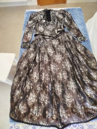 Traje baturra gala rayón de "La Flor de Aragón".