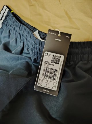 Pantalón corto Adidas RM Azul