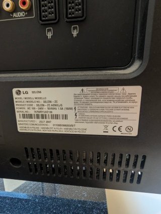 TV LG 32 Negra. No es smart TV .