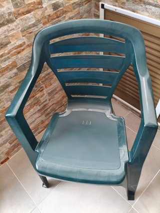 Conjunto de mesa y 4 sillas de jardín / terraza