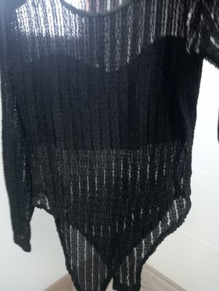 Bodi negro transparente de manga larga
