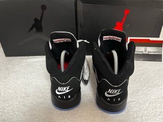Air Jordan 5 Negro Gris