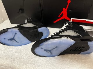 Air Jordan 5 Negro Gris