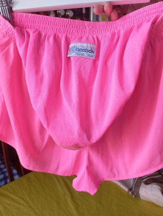 Shorts deportivos Reebok mujer rosa