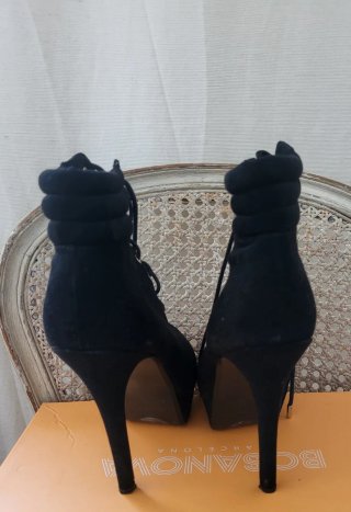 Botines Zara con plataforma y cordones