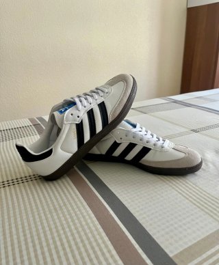 Adidas Samba Blancas y Negras