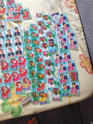 Lote 210 cromos Mundial 2026 sin repetir