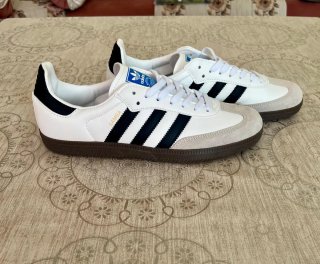 Adidas Samba Blancas y Negras