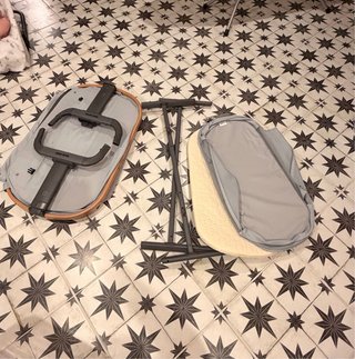 Minicuna colecho Maxi-Cosi Lora Gris