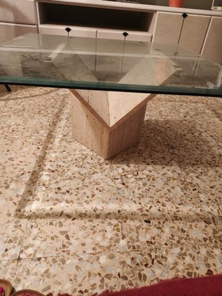 Mesa de centro de marmol y cristal