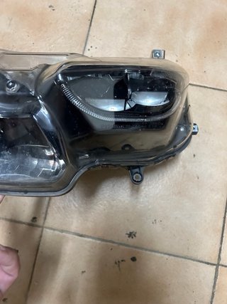Faro Yamaha Xmax 125-300 Reparado