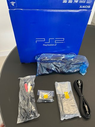 Playstation 2 FAT NUEVA A ESTRENAR JP