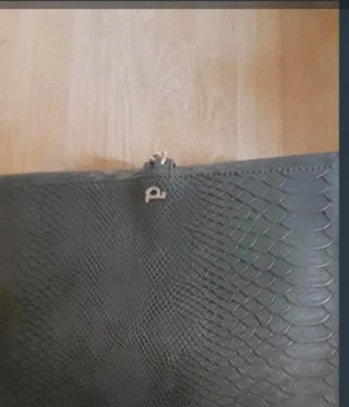 Bolso de mano de DayaDay.Gris. Con etiqueta