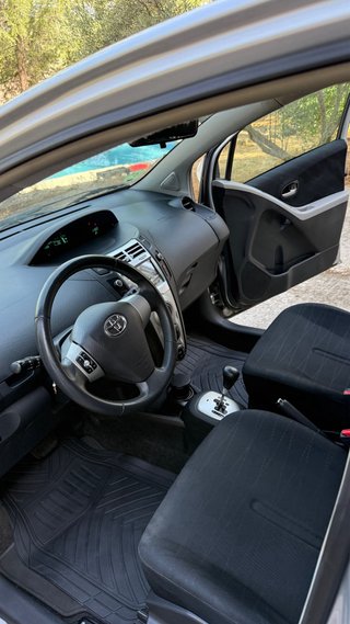 Toyota Yaris 2008