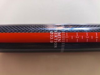 Tija carbono 33.9 x 55cm